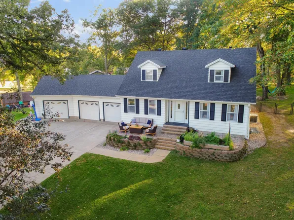 2408 S Le Homme Dieu Dr NE, Alexandria, MN 56308