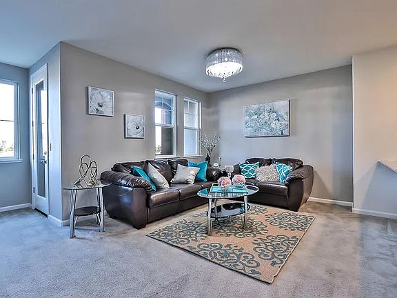 5th image of 1379 Mercado Way