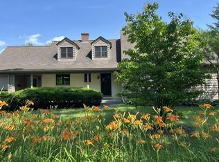 15 Stanton Ave, South Hadley, MA 01075