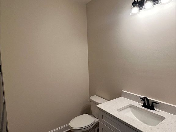 3rd image of 9414 Lee Road 158