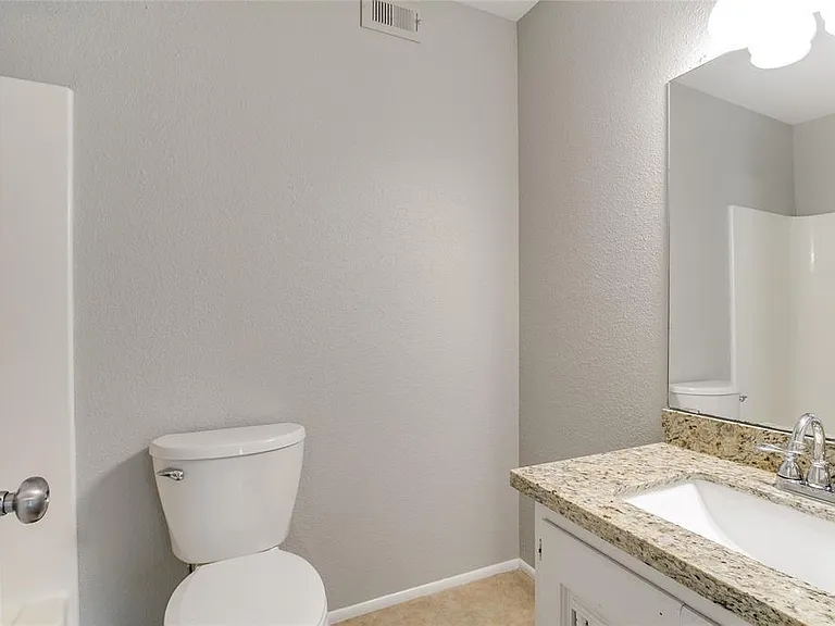 1607 Alabama St #5 — Photo 9