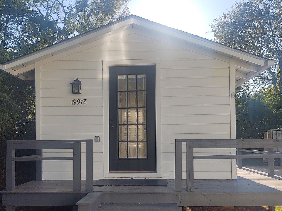 Private Tiny Home Cottage _ Separate from Main Duplex