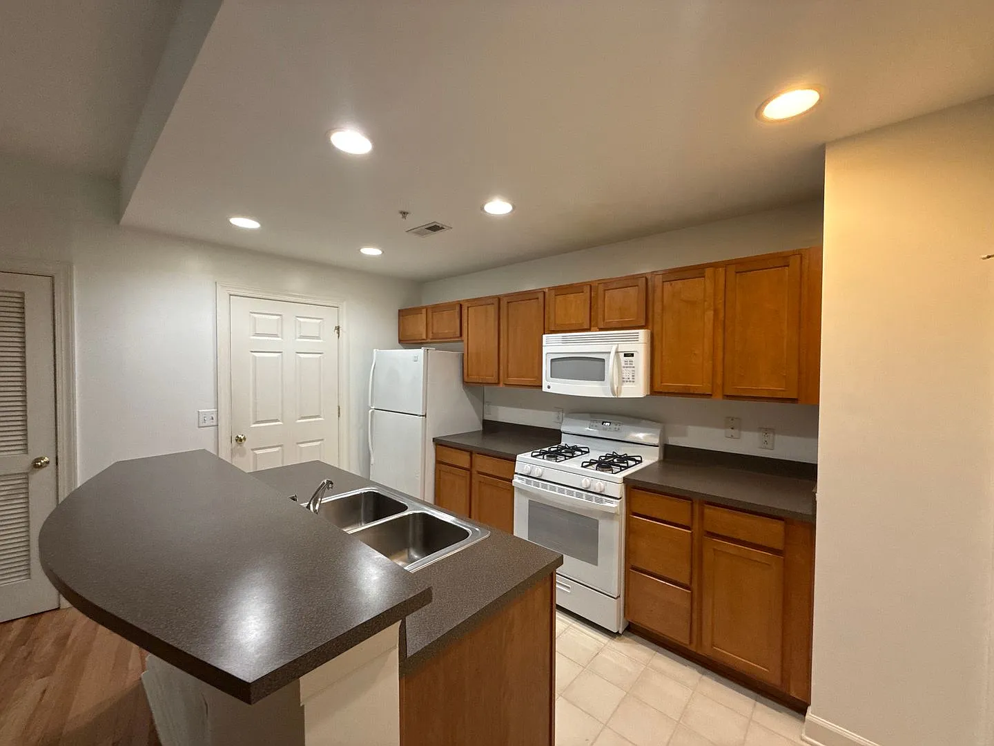 T.R. Lawing Property — Photo 3