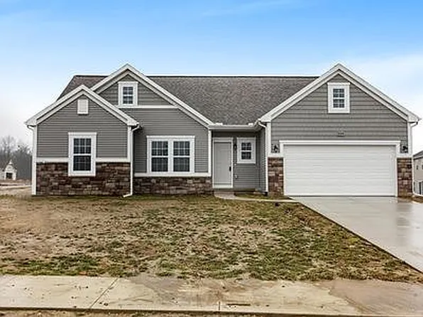 658 Painted Rock Dr SW, Byron Center, MI 49315