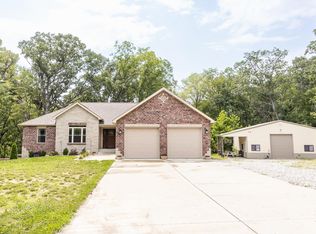 5451 Barber Ln, Freeburg, IL 62243