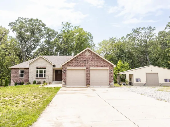 5451 Barber Ln, Freeburg, IL 62243