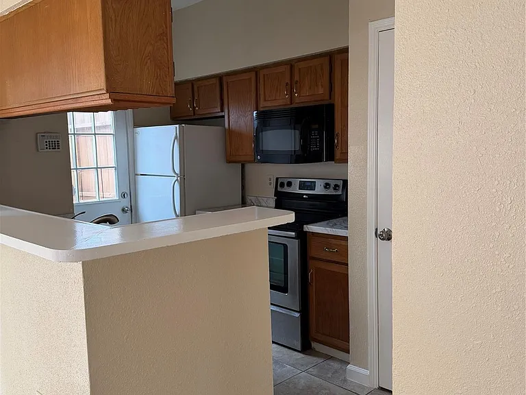 3600 Jeanetta St #901 — Photo 7