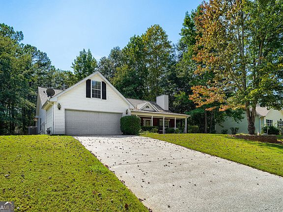 2nd image of 1141 Morrow Dr