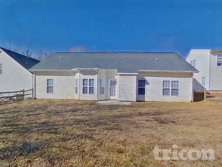 3424 Ann Franklin Ct — Photo 15