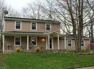 248 Chatham Dr, Aurora, OH