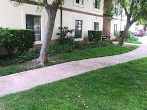 2nd image of 32-80 S Garden St #5601