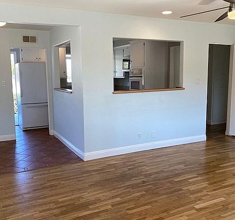 4th image of 2511 Sunset Dr