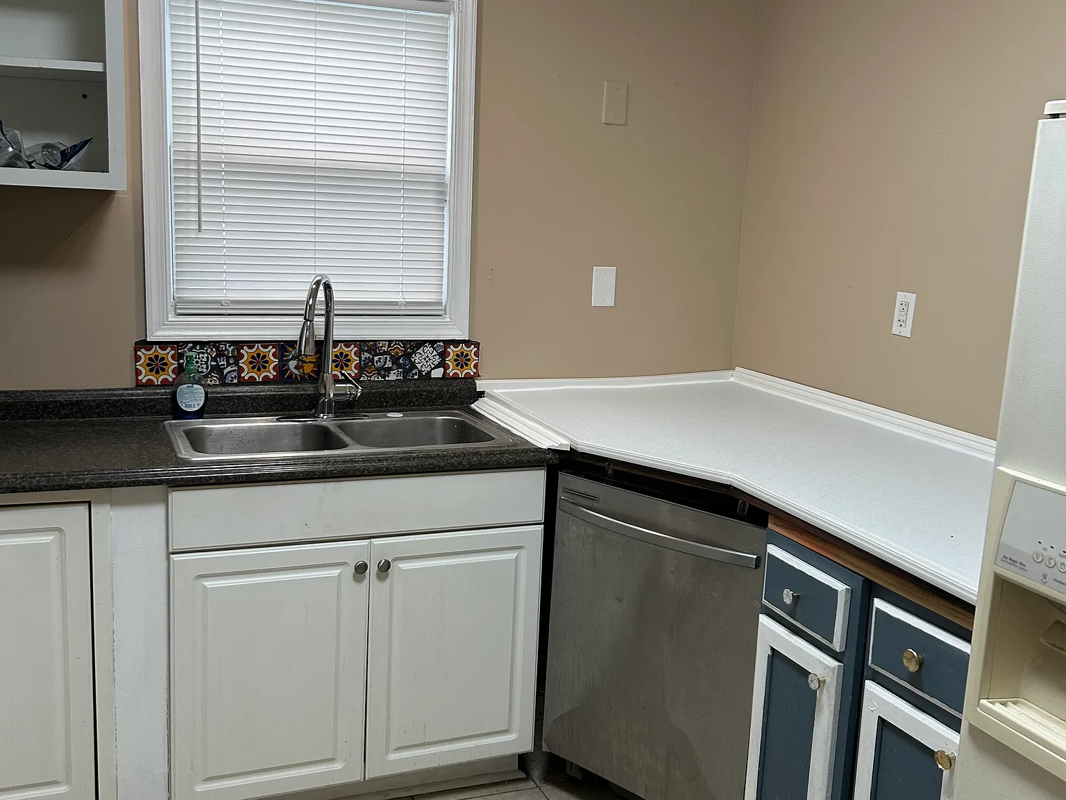 3 bed, 956 sqft, $1,300 — Photo 4