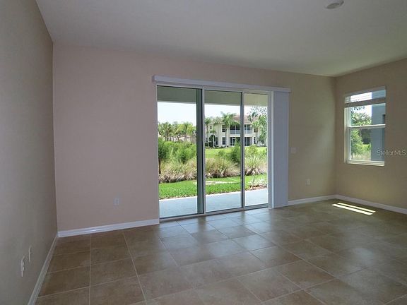 4th image of 8725 Daydream St