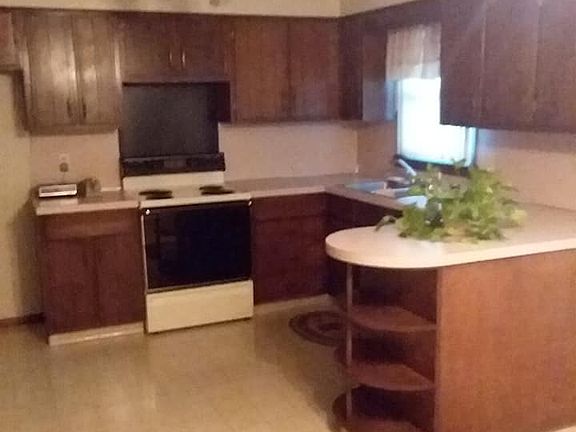 4th image of 2821 Summner Dr