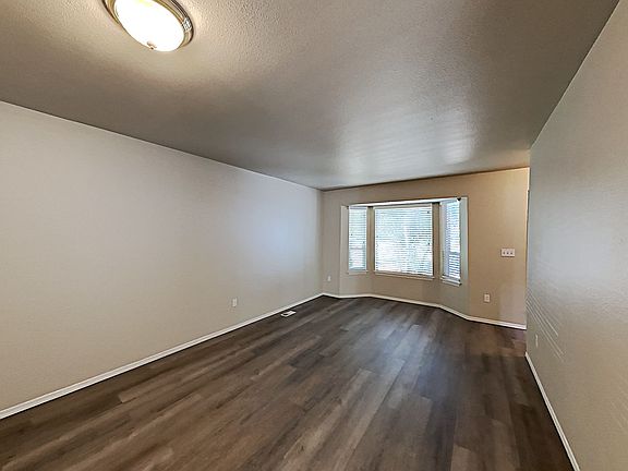 5th image of 1513 116th Ave SE