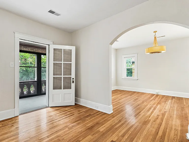7307 Delmar Blvd #2W — Photo 25