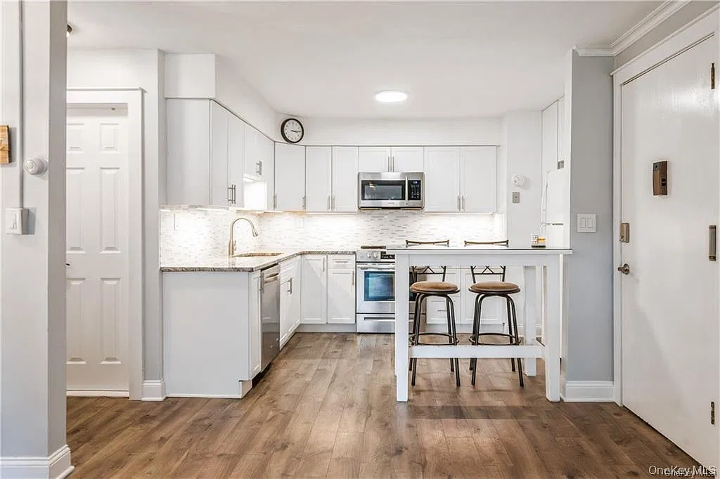 1 bed, 701 sqft, $2,250 — Photo 1