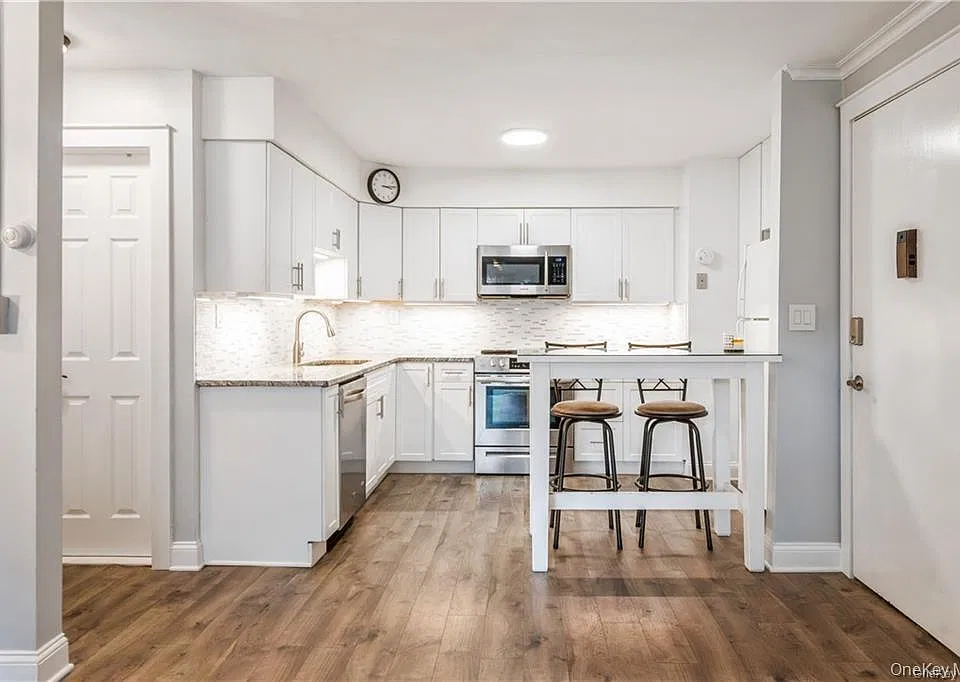 75 Sierra Vista Ln