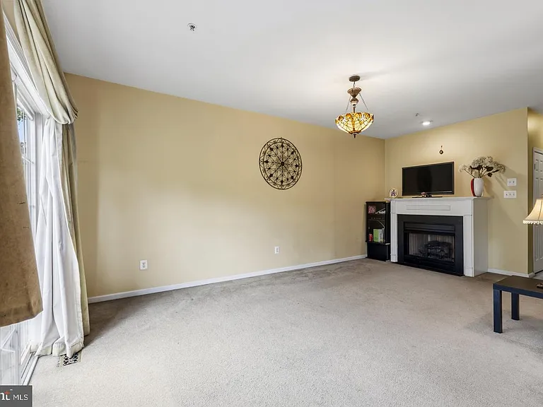 80 Chadwick Cir — Photo 12