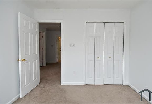 4th image of 11361 King George Dr #8