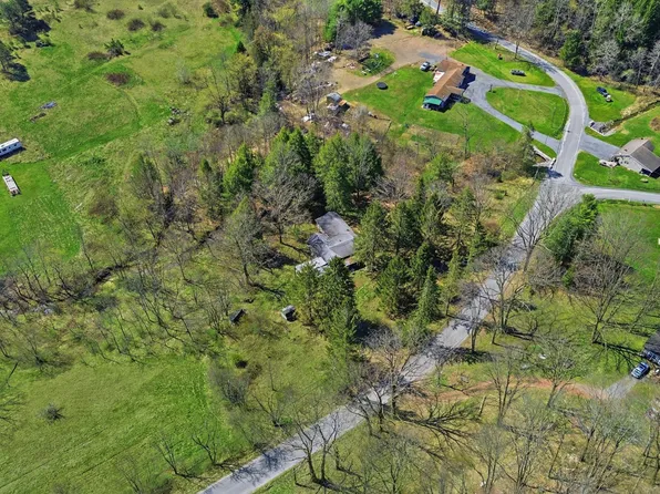 409 Keith Hollow Rd, Northern Cambria, PA 15714