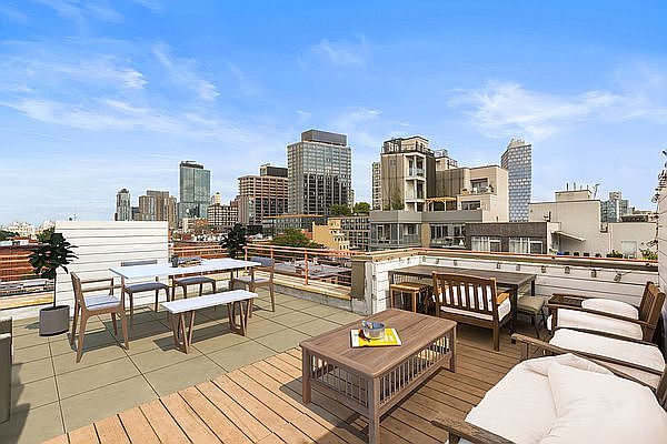 1st image of 660 Bergen St #4