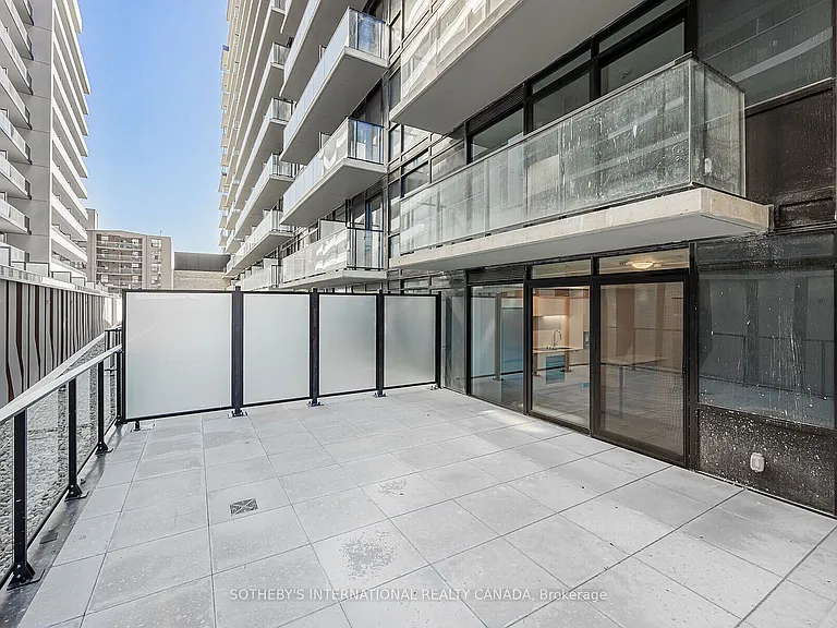 1 Jarvis St #316 — Photo 32