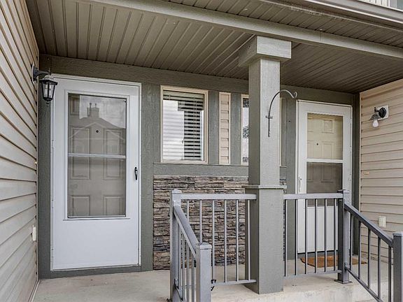 5th image of 212 SE Bayside Point SW