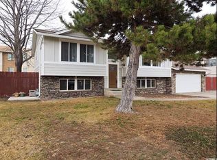 821 E Lazon Dr, Sandy, UT 84094