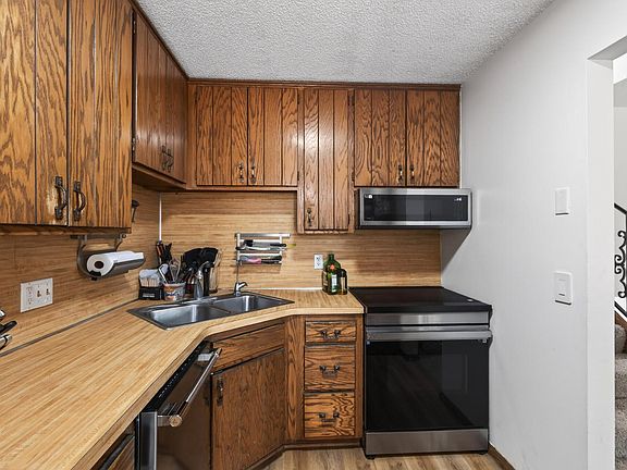 5th image of 7862 83rd Ct N