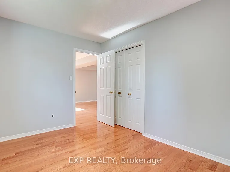 163 Daimler Dr — Photo 25