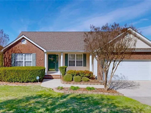 111 Erica Dr, Archdale, NC 27263