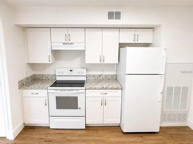 4702 Sutton Ter #108 — Photo 8