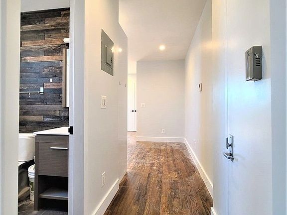 5th image of 245 Midwood St #3F