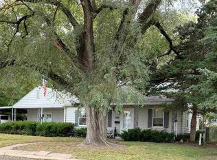 1111 NE Strait Ave, Topeka, KS 66616