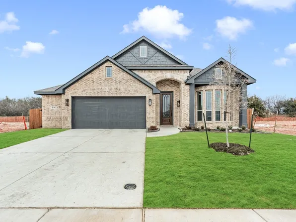 400 Chestnut Ln, Glenn Heights, TX 75154