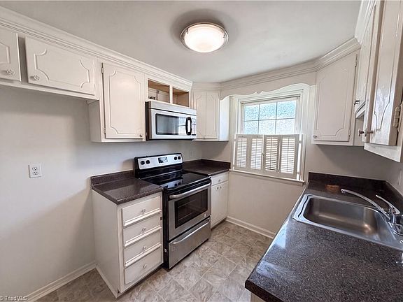 5th image of 2902 E Saint Marks Rd