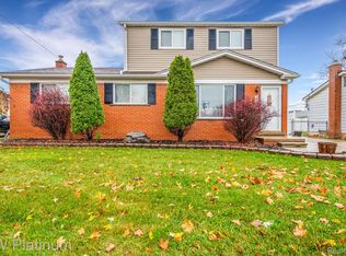 33843 Janet, Fraser, MI 48026