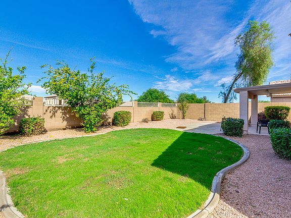 5th image of 2424 W Maldonado Dr