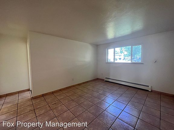 3rd image of 1300 S Coffman St #11333367