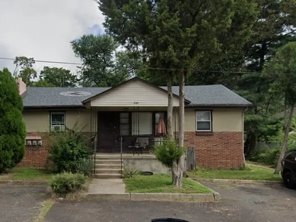 135 Thomas Ave S, Lawnside, NJ 08045