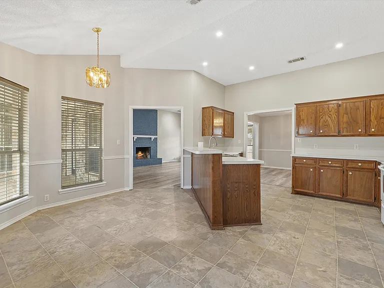 1613 Bozman Rd — Photo 4