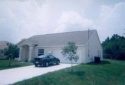 1st image of 2662 SE Creston Ln
