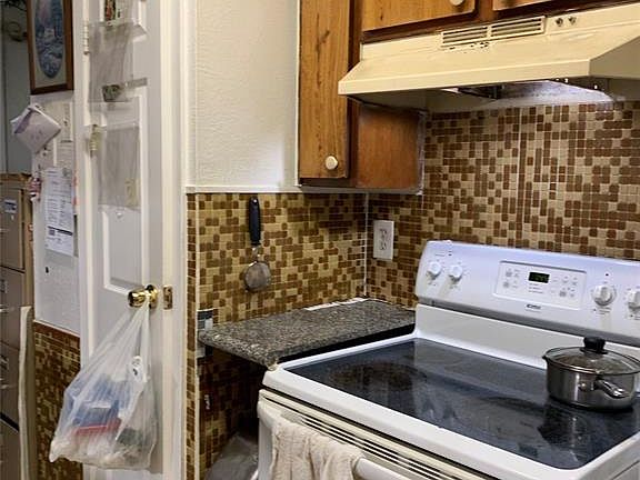 2nd image of 10110 Forum Park Dr APT 182