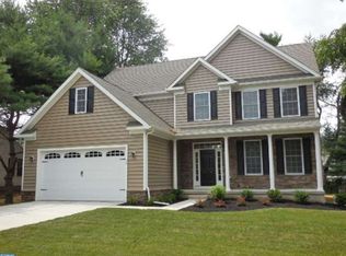 10 Victoria Ct, Moorestown, NJ 08057