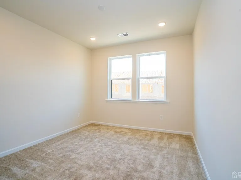 218 Peyton Pl — Photo 16