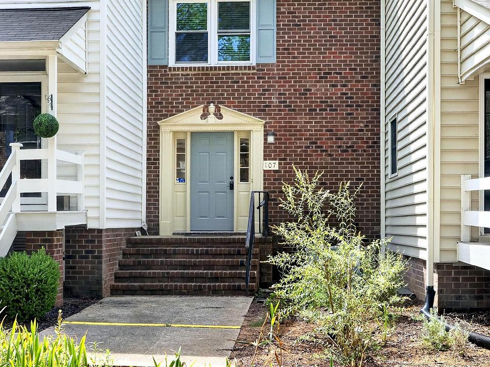 1st image of 107 Sully Ct