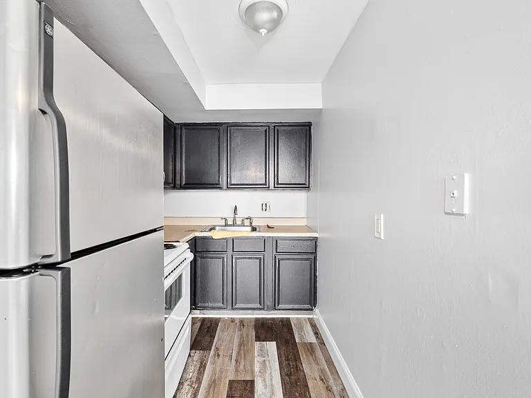 4835 N 6th St #A15 — Photo 1