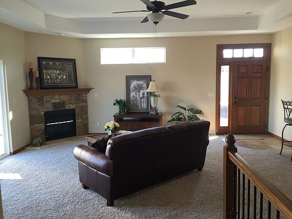 2nd image of N109W14590 Preserve Heights Ct